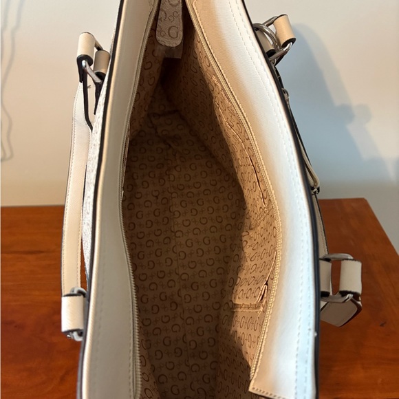 GUESS Logo Tote Bag Cream Beige Monogram Shoulder Bag NWOT - Picture 7 of 13